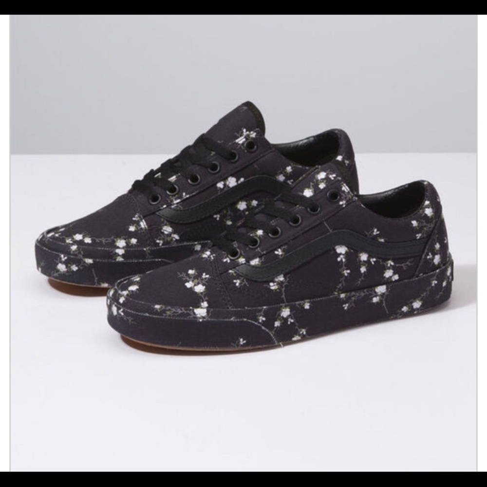 VANS Old Skool Midnight Floral size 7